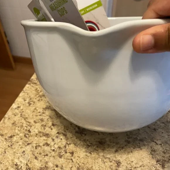 HEAVY World Market Ceramic Bowl + 2 Food Network Magnetic Measuring Cup Sets - Picture 4 of 14